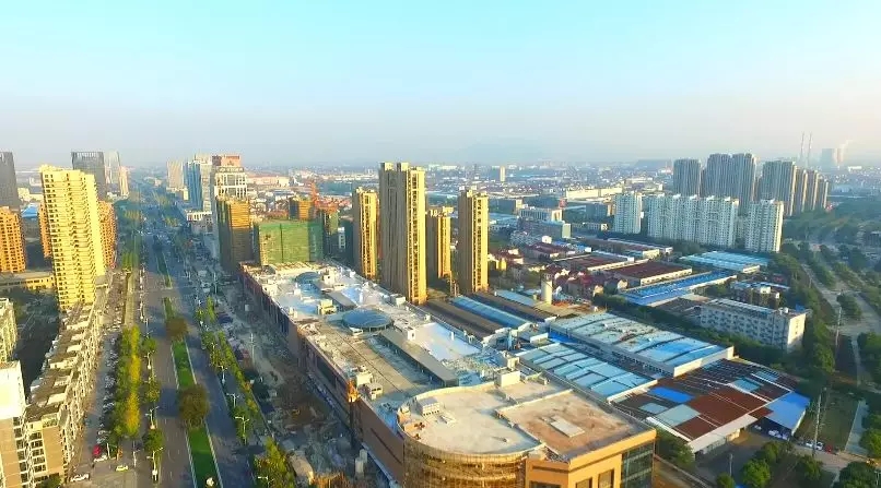 前11月，，，全县高端装备制造业完成产值103亿，，，实现较快生长